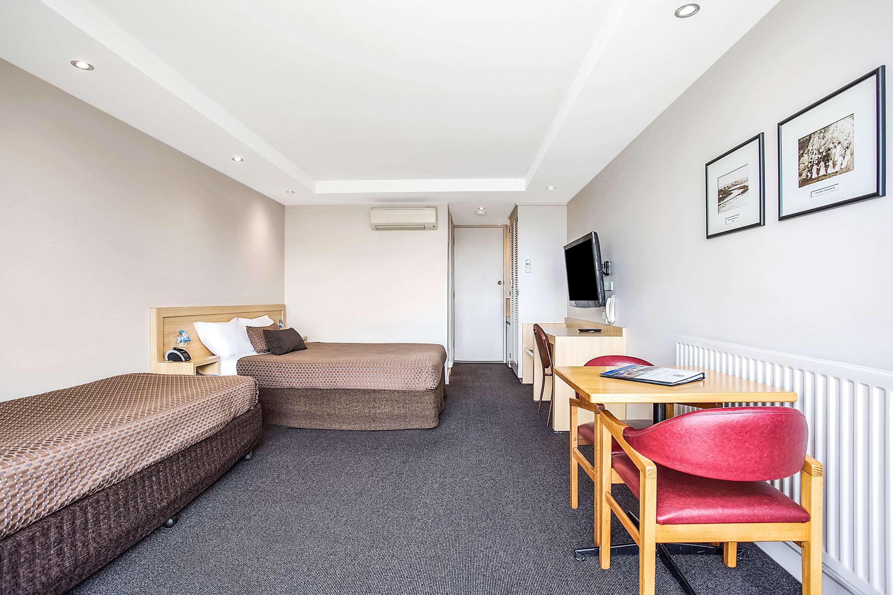 Richmond Henty Hotel Portland Exterior photo