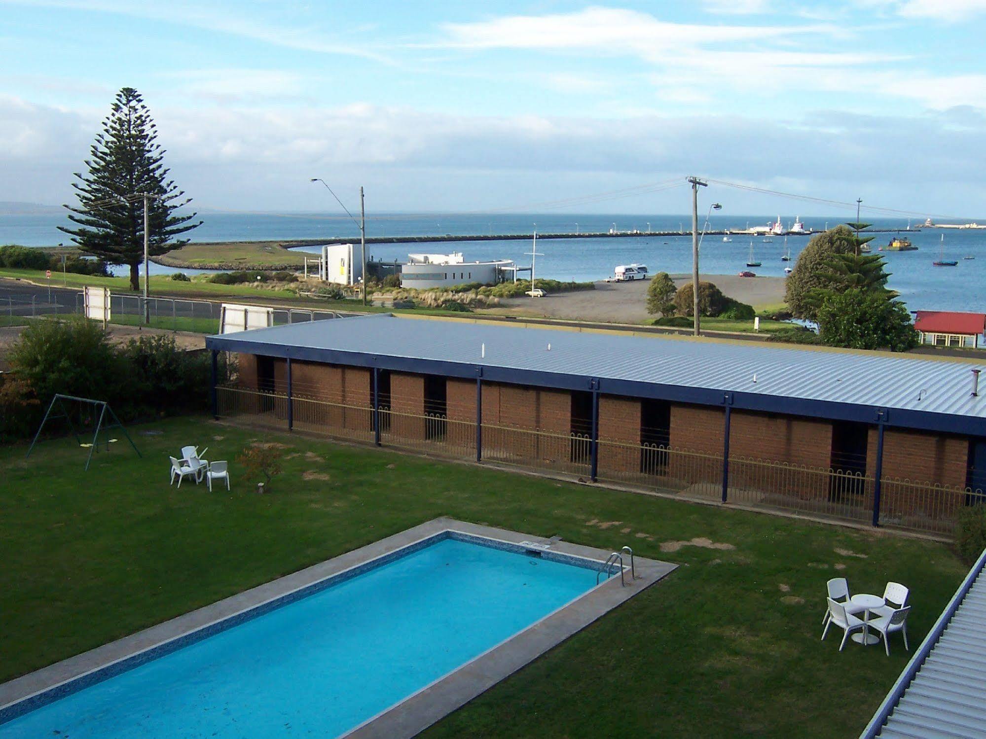 Richmond Henty Hotel Portland Exterior photo