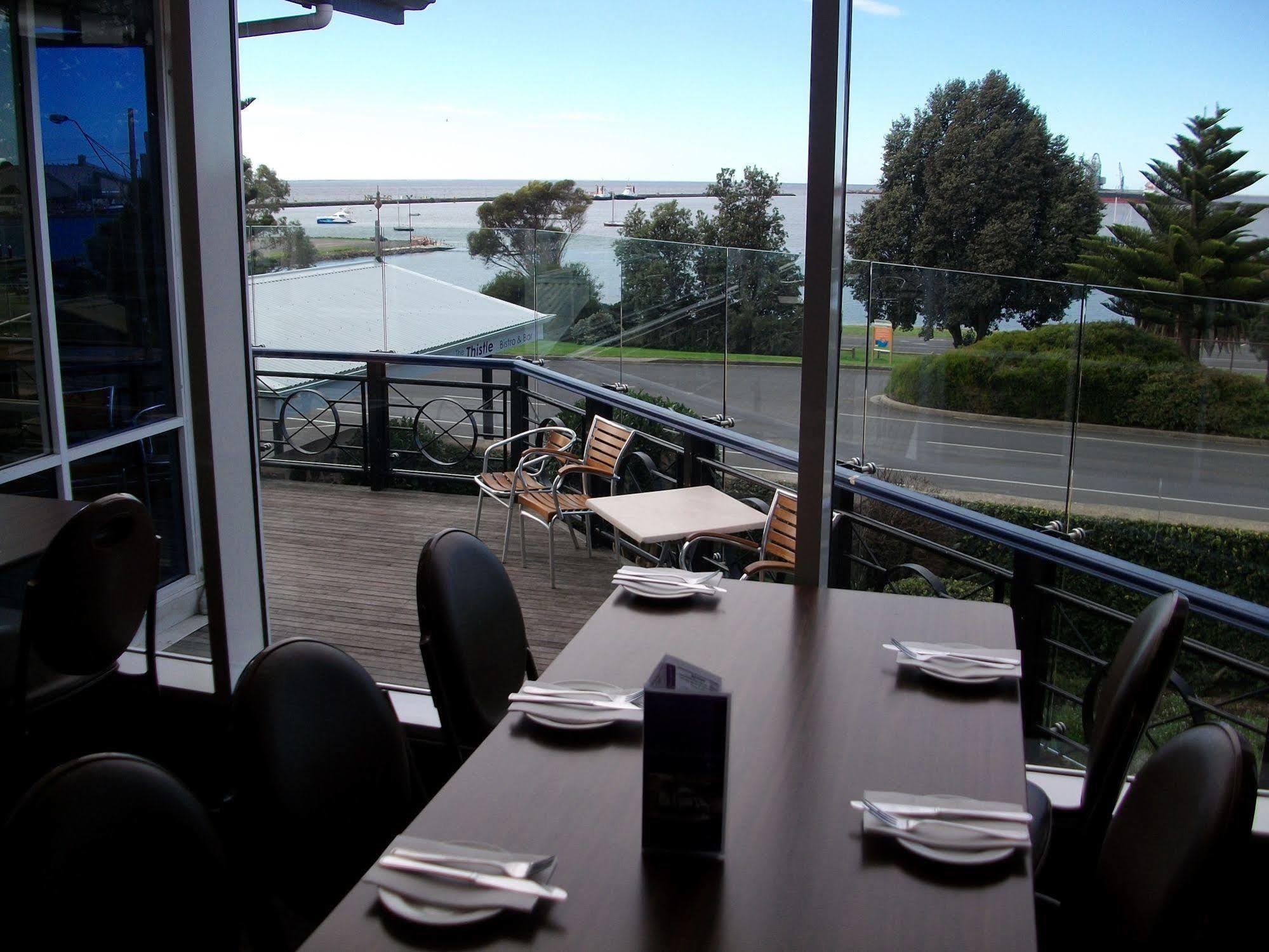Richmond Henty Hotel Portland Exterior photo
